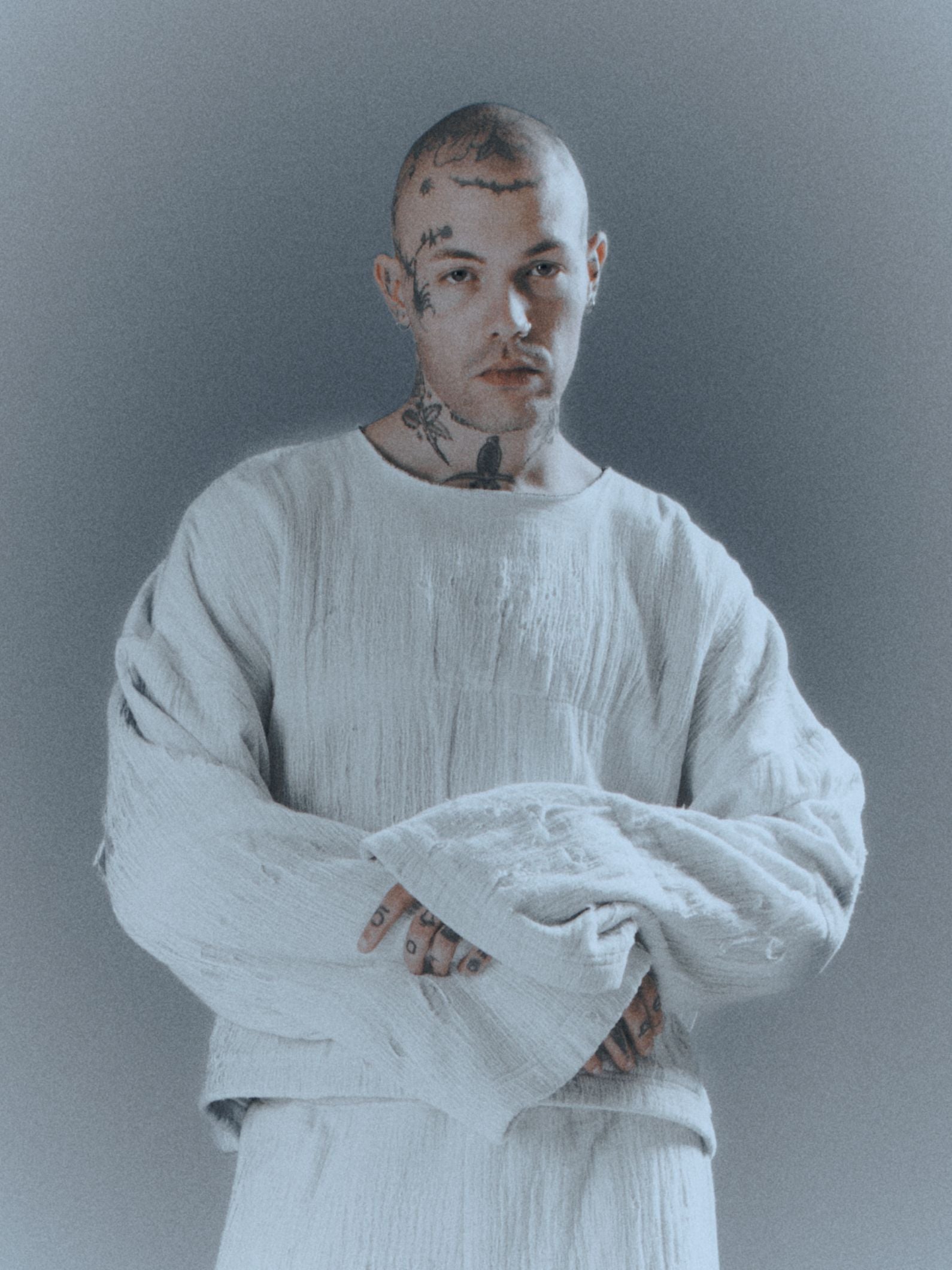 SERENE PLEATS SWEATER