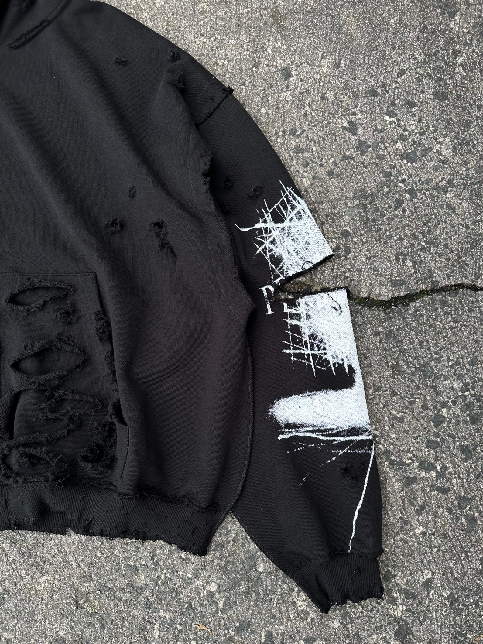i_028 PERSISTENCE ZIPPER BLACK