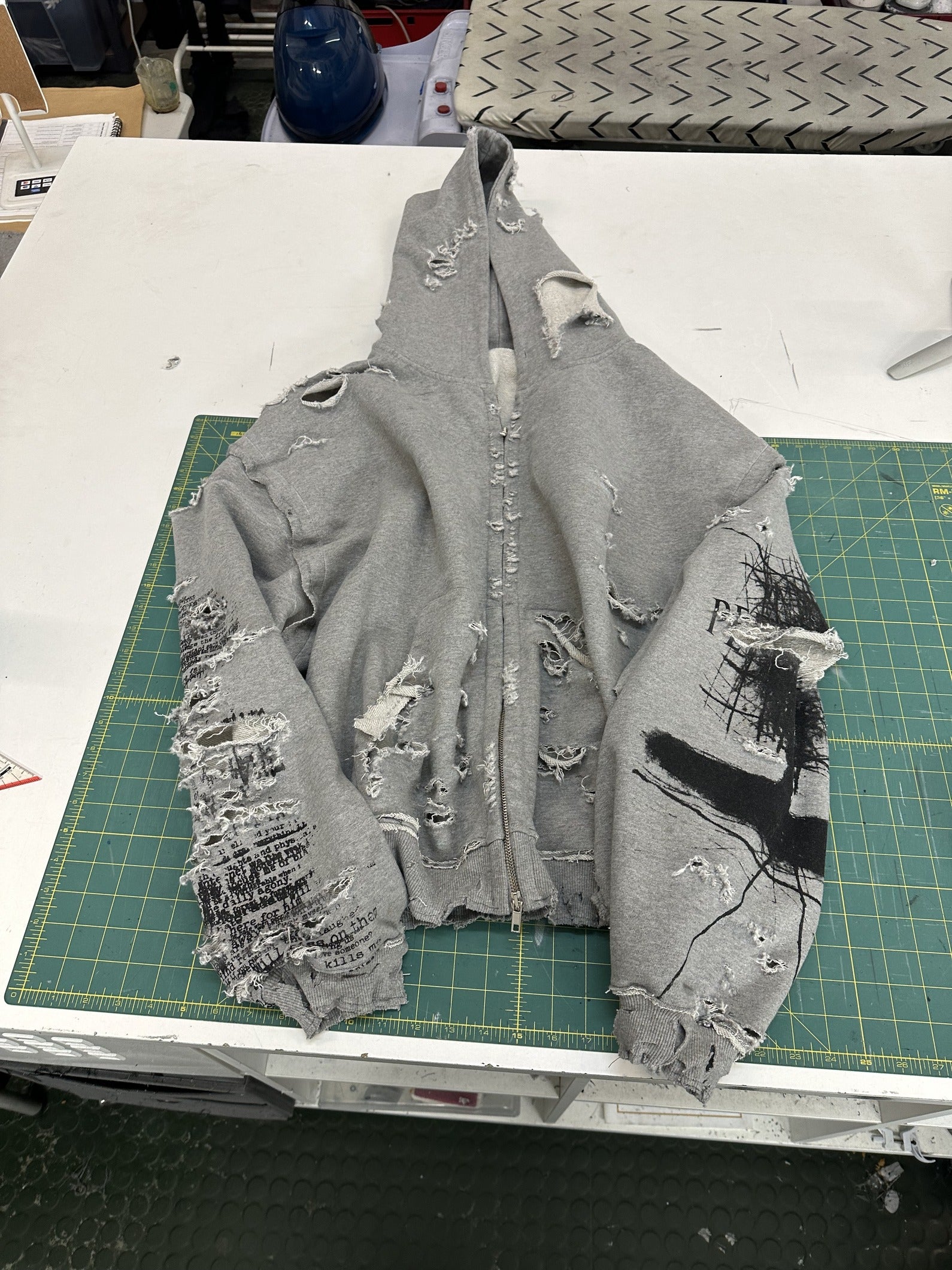i_023 PERSISTENCE ZIPPER