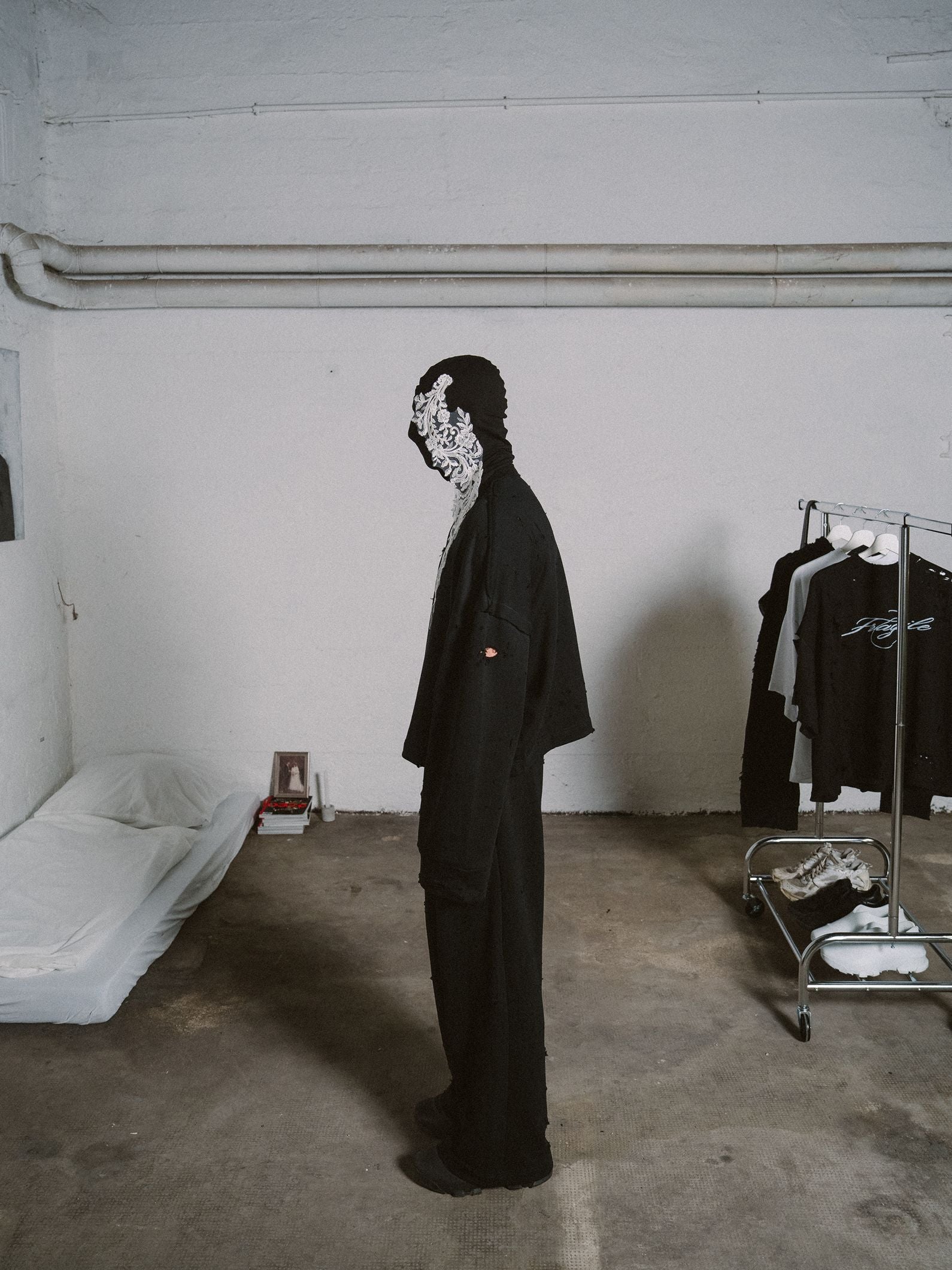 UNTETHERED CREWNECK + ORNAMENTAL JOGGER (BLACK FRIDAY DEAL)