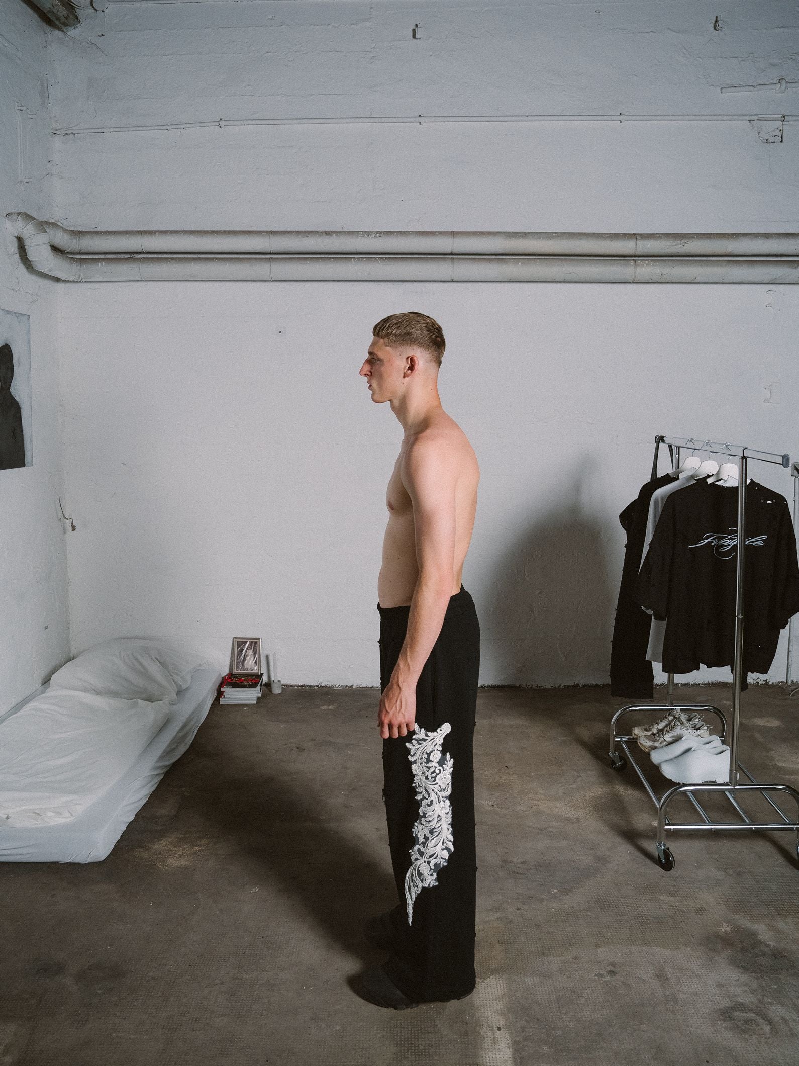 UNTETHERED CREWNECK + ORNAMENTAL JOGGER (BLACK FRIDAY DEAL)