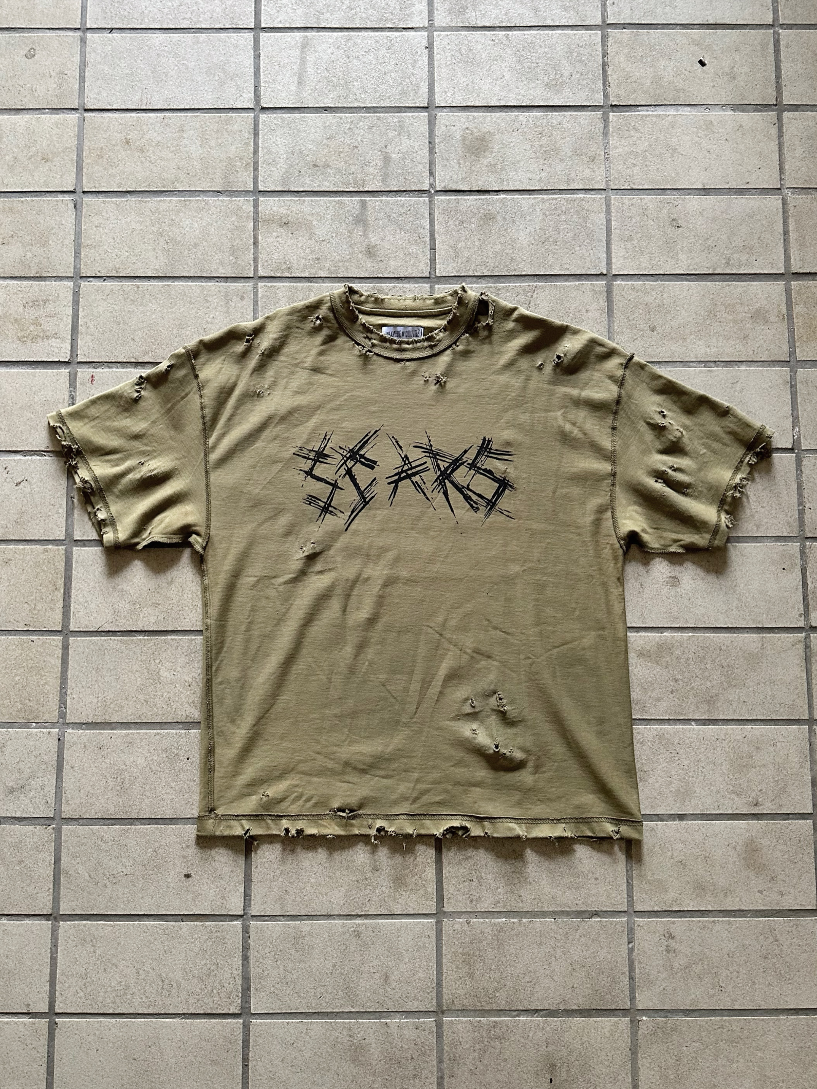 i_019 SCARS TEE