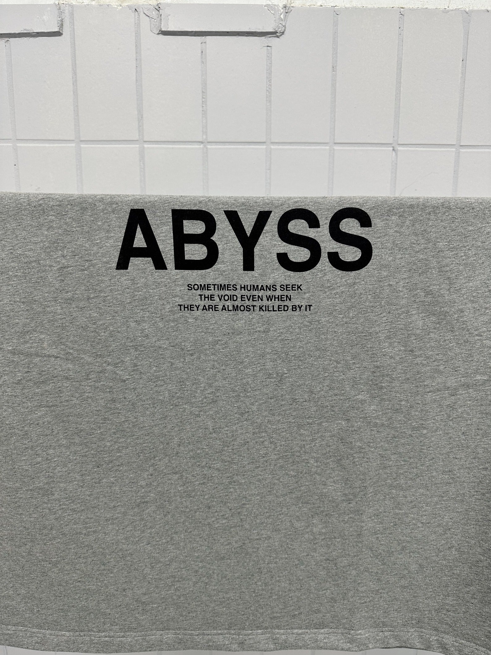 i_024 ABYSS TEE GREY MARL