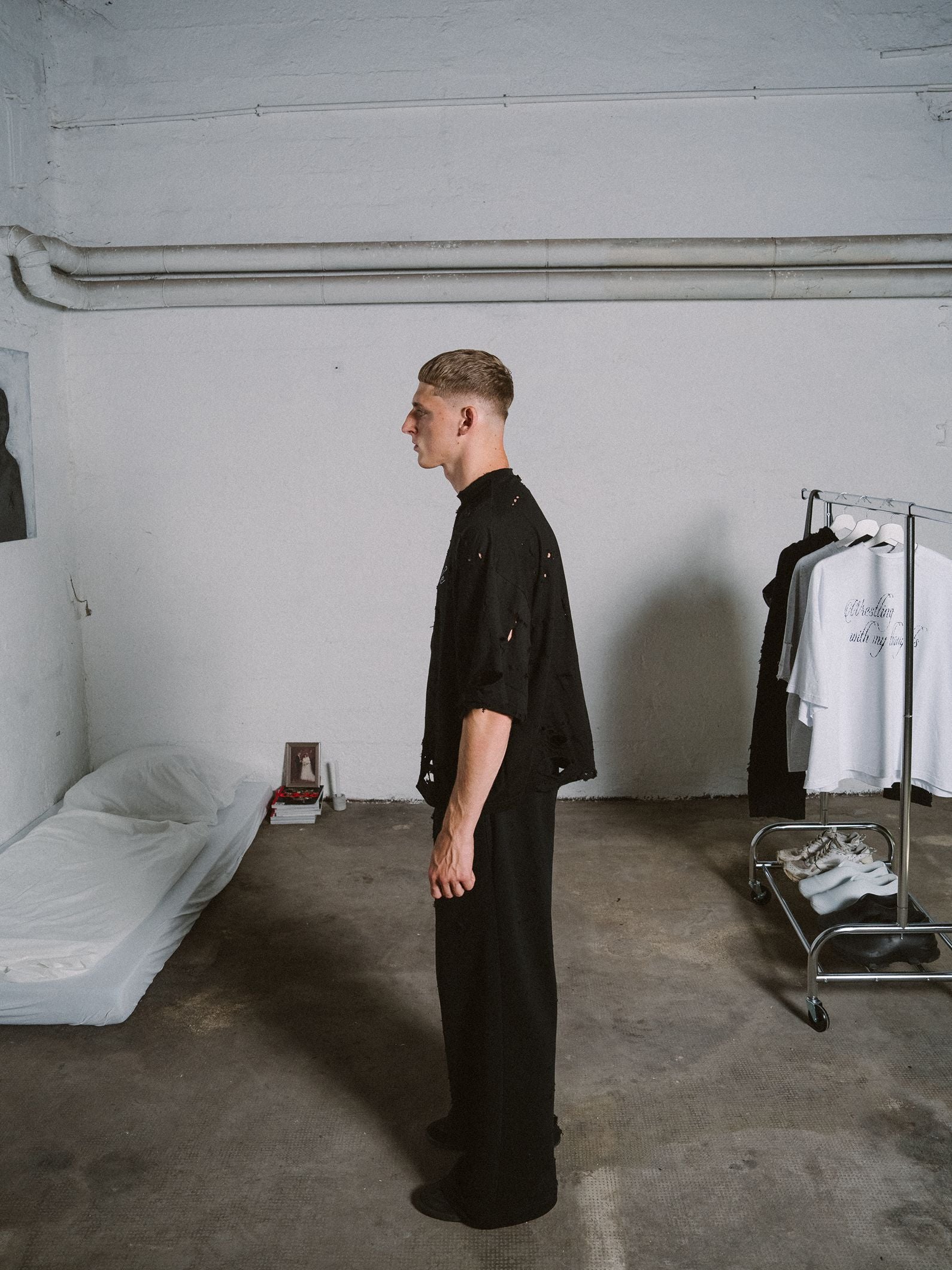 FRAGILE TEE